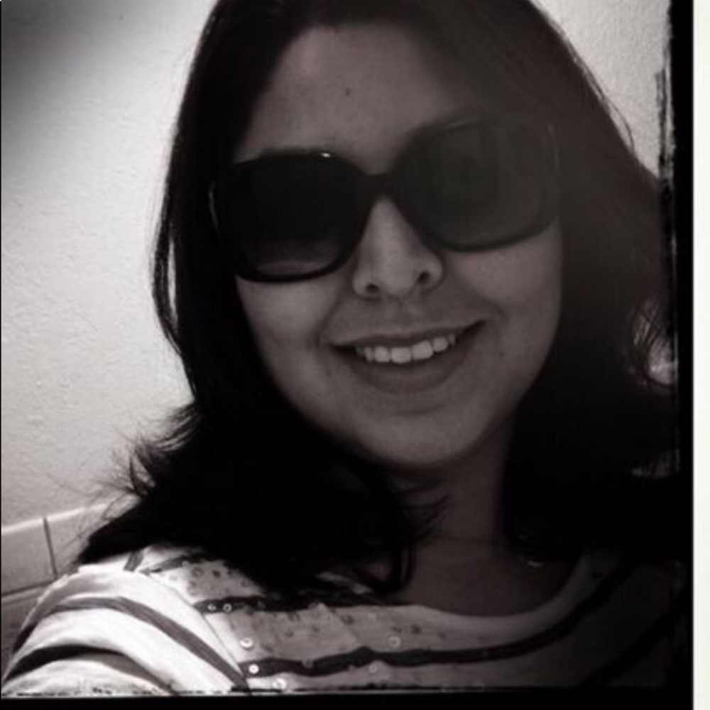 Meet your Posher, Gabriela